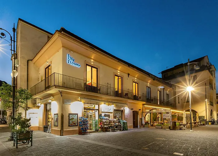 Guest house: Blurooms